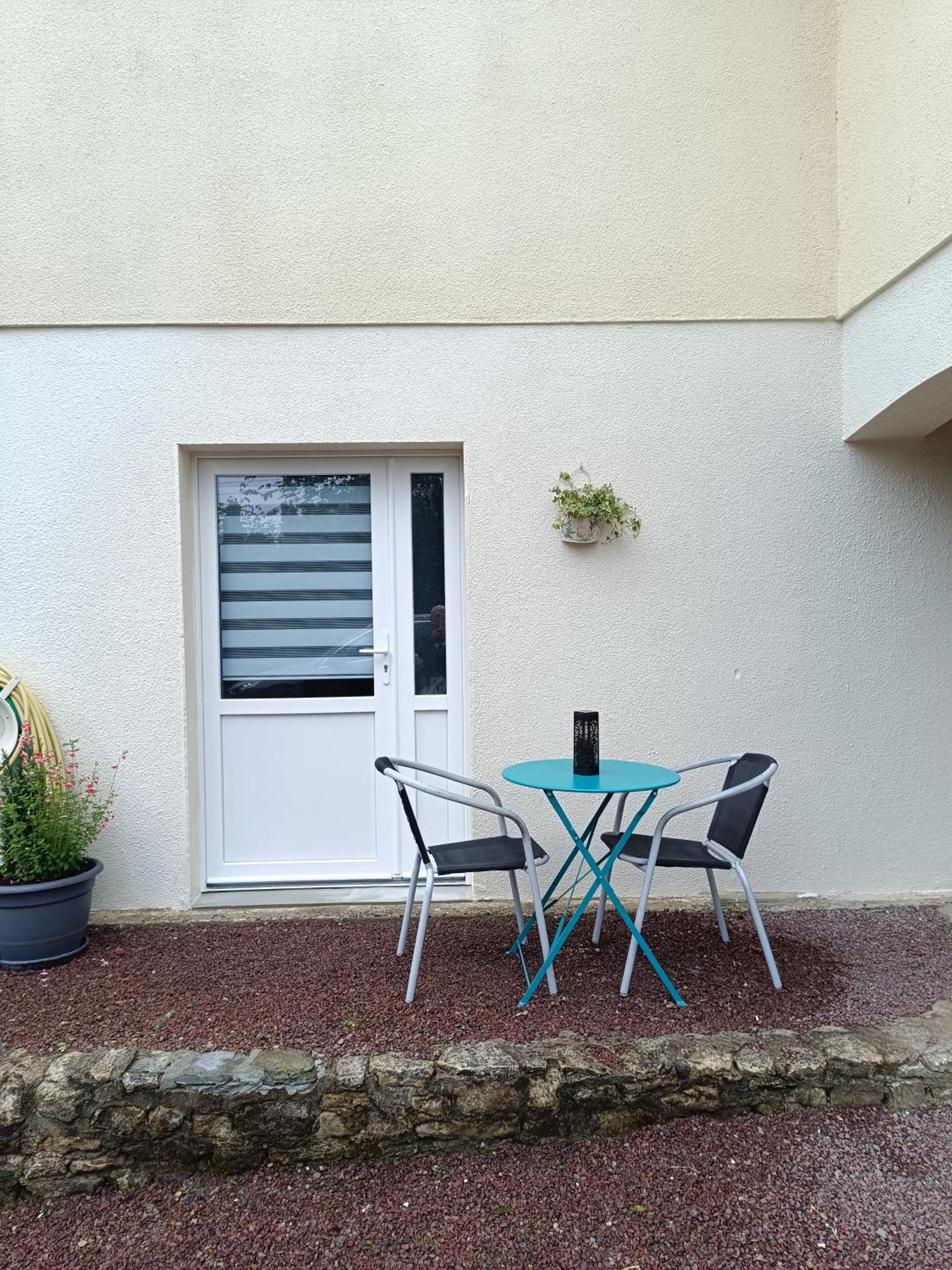 L'Accueil Acomodação com café da manhã Gueron Exterior foto